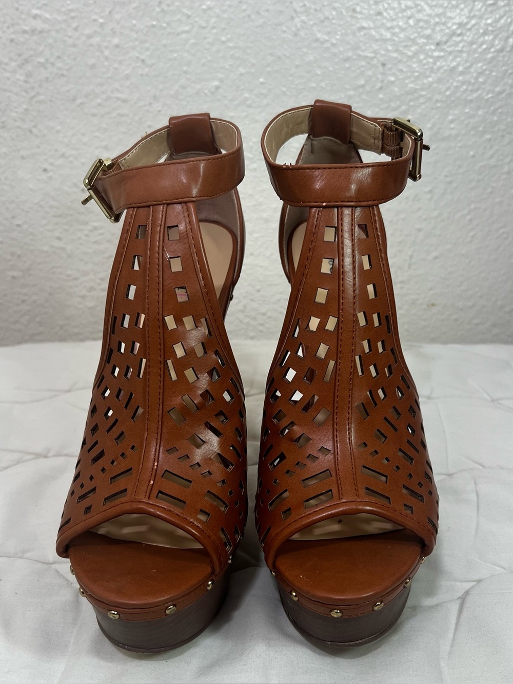 JustFab Cognac Cutout Ankle-Strap Platform Sandals 10